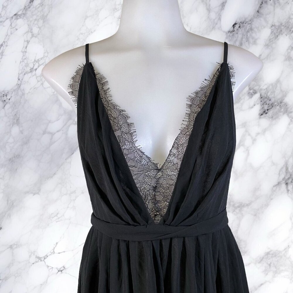 Michael Costello x REVOLVE Justin Gown in Black - Picture 6 of 10